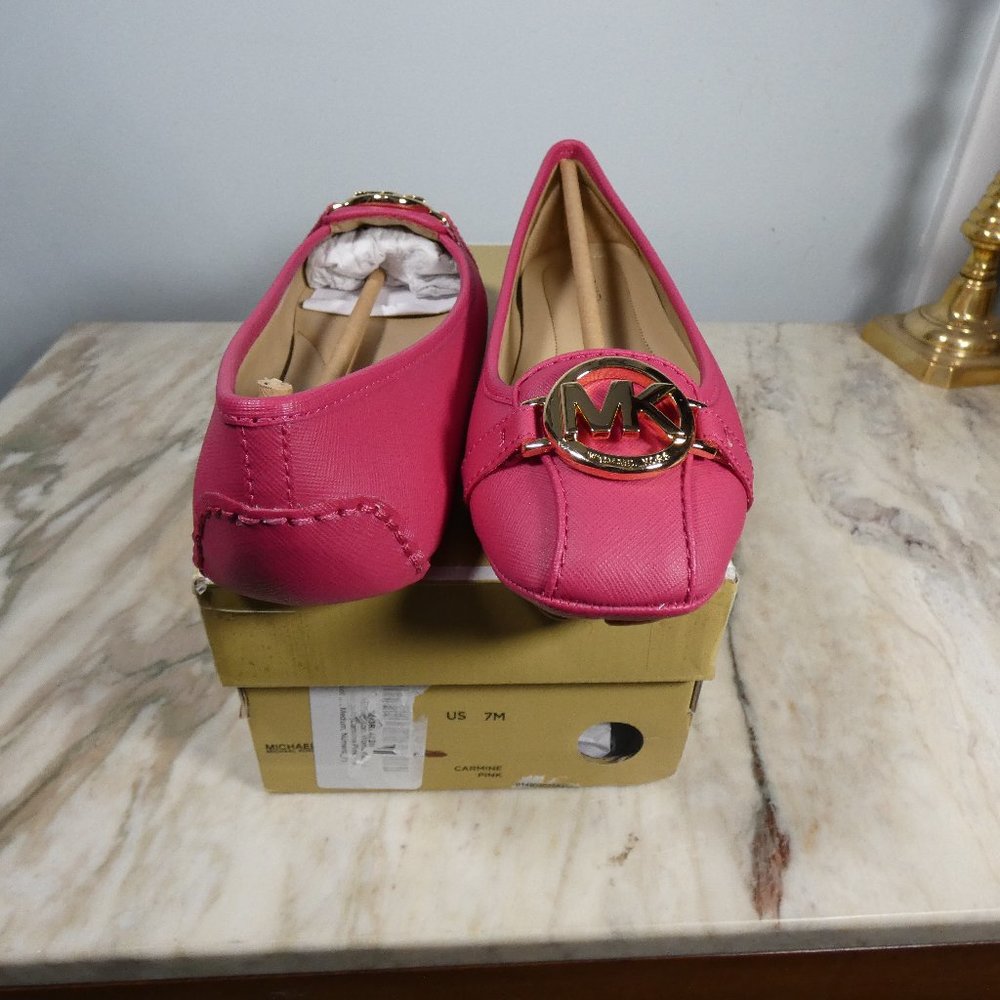 Michael Kors Women's Fulton Moccasin Carmine Pink Gold Logo 7 - Picture 2 of 14